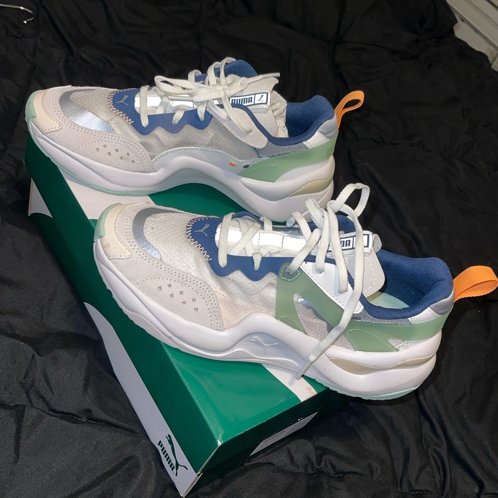 Puma White and Green Athletic Shoes
